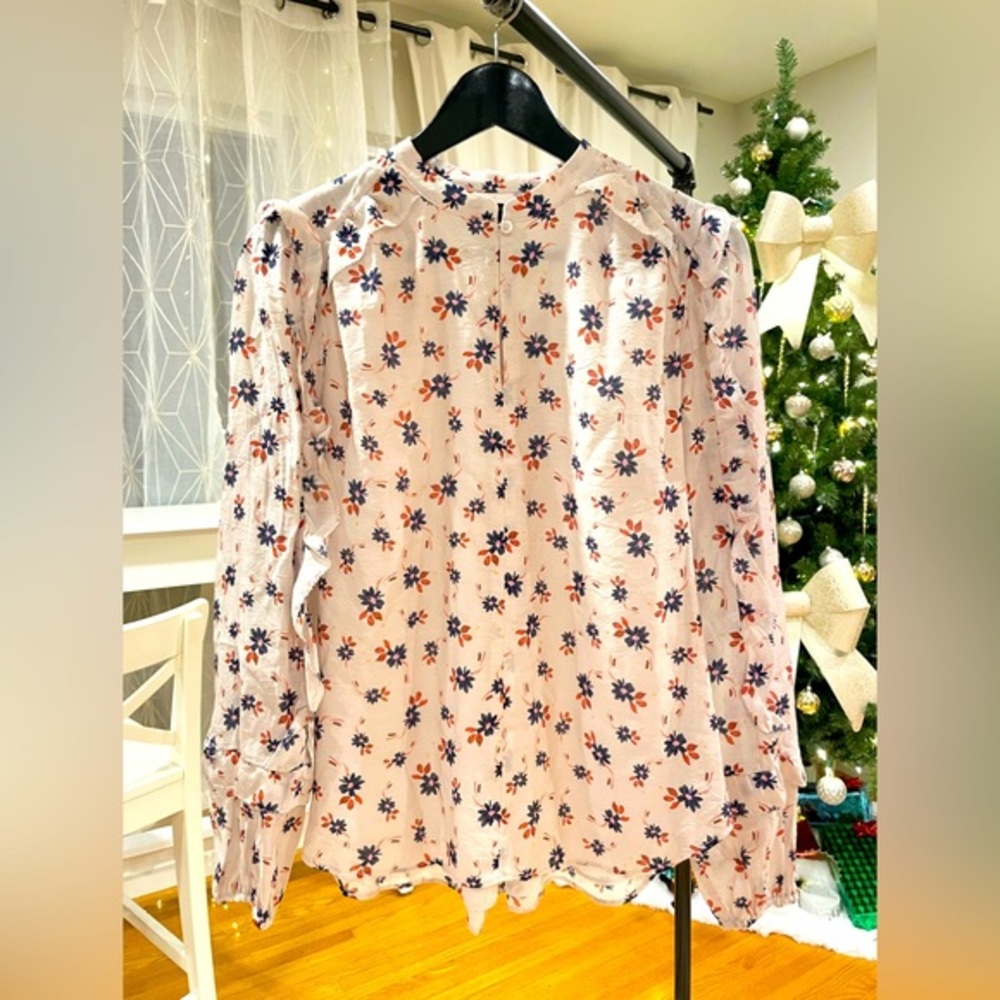 Ann Taylor Floral Blush Long Sleeve Blouse
